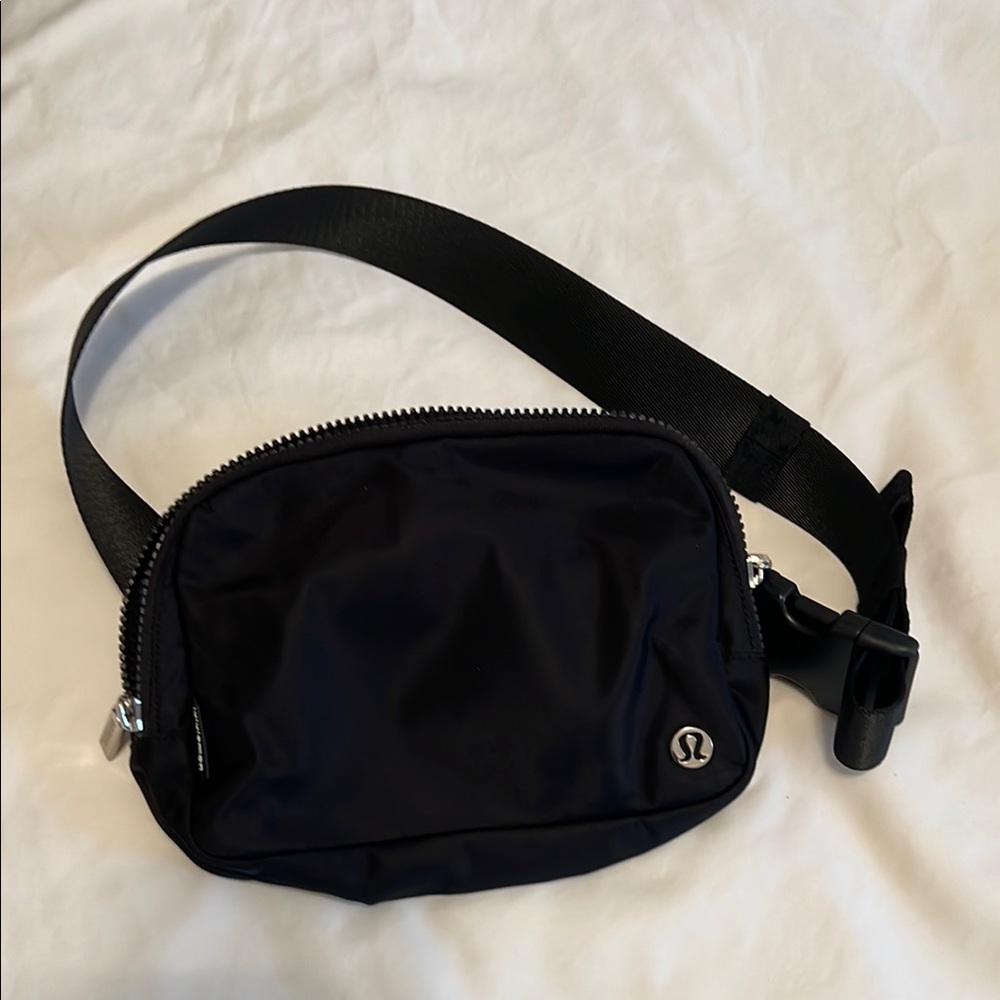 Lululemon Athletica Black Crossbody Bag with Adjustable Strap
